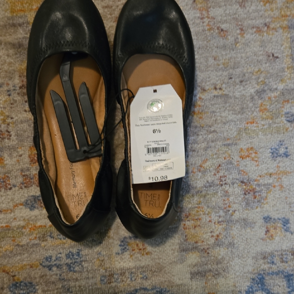 Time and Tru Classic Black Flats